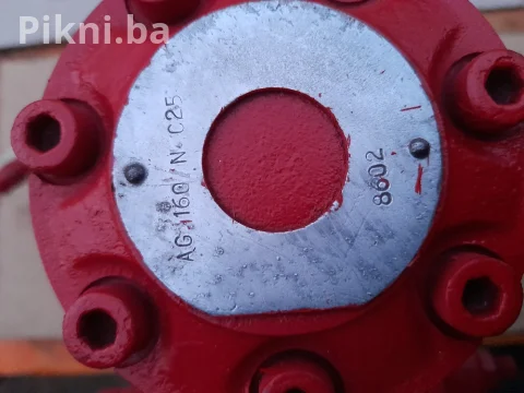 GOTOVO NOV! Brevini Hidro-Motor sa Reduktorom EM1010-80 (Samo 500 5