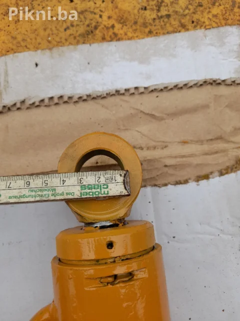 Hidraulicni cilindar klip 45cm traktor bager utovarivac skip Mf 4