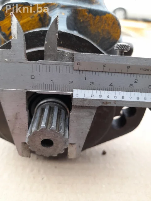 HIDRAULIČNA PUMPA/MOTOR ZA MAŠINE - 100% ISPRAVNA! BAGER TRAKTOR 9