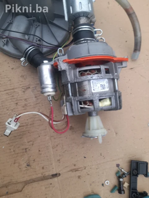 KOMPLET PUMPA sa GRIJAČEM (1800W) - Original SMEG SUDOPERILICA 15