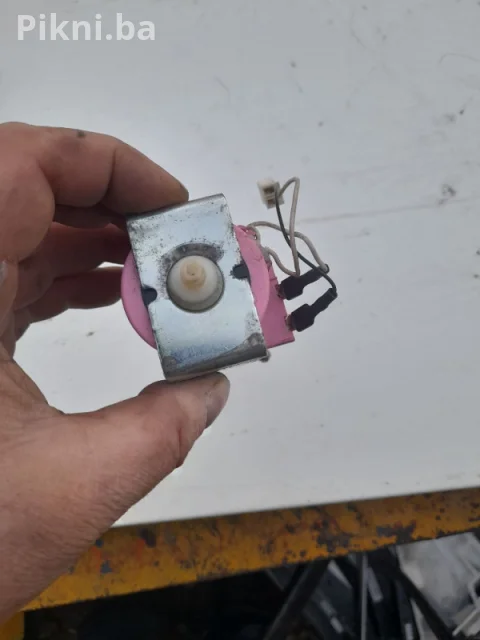 Pumpa za vodu naftu solenoid / peglu DEFOND Phoenix-50 (1.8MPa) 3