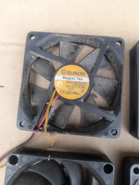 Ventilator turbina 12v coler hladnjak cooleri 7x7cm 5