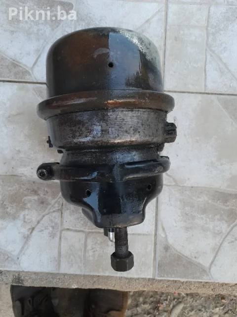 Pneumatski cilindar zracne kocnice tristop 6