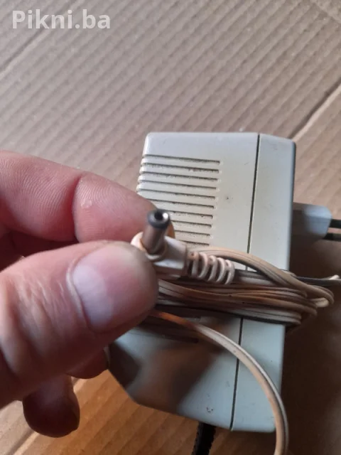 GRIVA E15 AUDIOTEL Naponski Adapter - 15V AC 1A - punja pretvarač napona 4