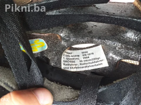 BRZA PRODAJA! Atraktivan biciklistički rolerski šljem Karnten 4