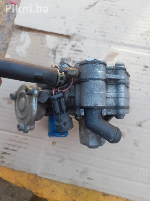 Kvalitetan LPG/CNG Reduktor (Isparivač) - Tomasetto AT09 6