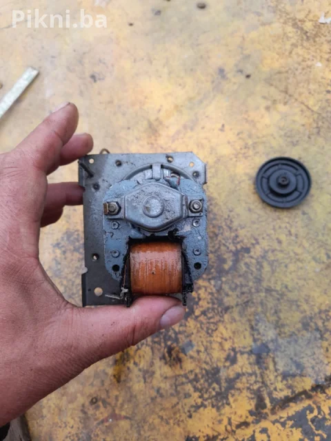 Ventilator turbina 220v elektro motor elektromotori 6