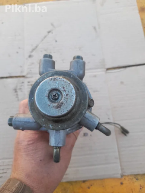 Filter nafte ac pumpa isuzu NPR Hicom traktor bager utovarivac 5