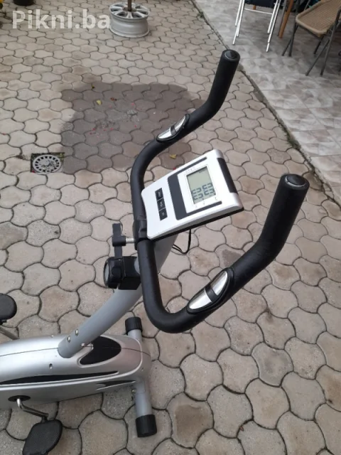 Sobno biciklo fitnes vežbanje bicikla 8