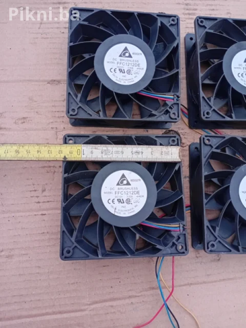 HITNA PRODAJA: Industrijski/Serverski Ventilatori (5 kom) - Delta 4