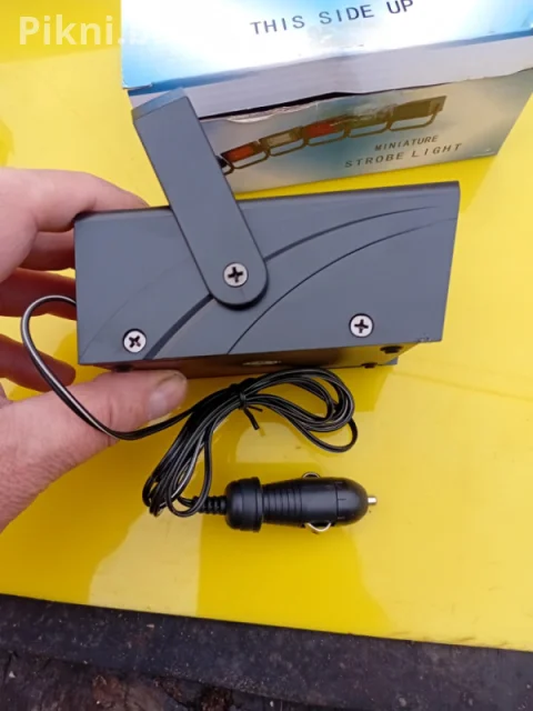 MEGA PONUDA! Mini Stroboskop/Rotacija Lampe (12V) / Idealno alarm 7