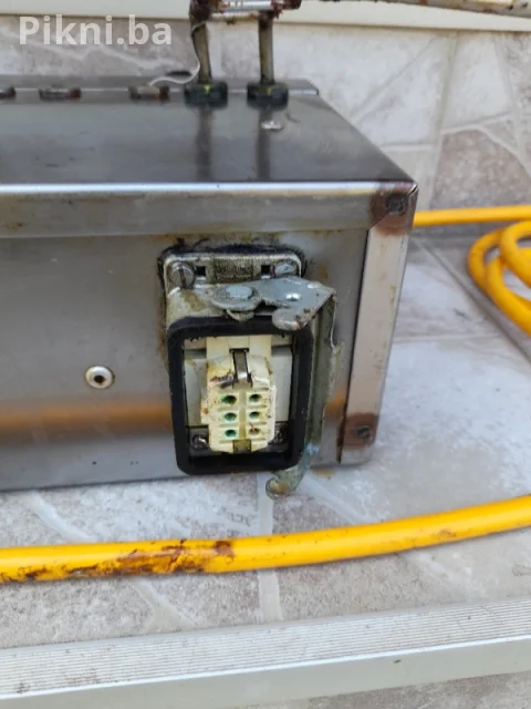SRCE Profesionalne Friteze/Pekača (8.1 kW) - KONTROLA I GRIJAČI 4