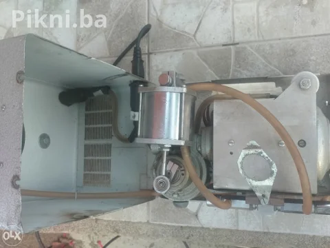 Ameda Rubi Royal Mod. 22 Prijenosna VAKUUM PUMPA / Kompresor 90w 7