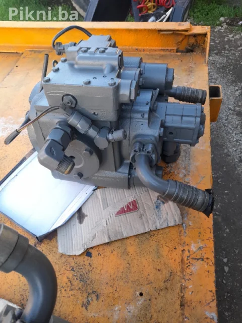 HITNA PRODAJA! Hidraulična pumpa Sauer-Danfoss SPV2/089 KAO NOVA 12
