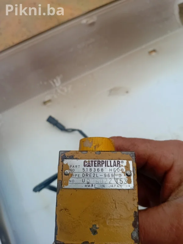 CATERPILLAR HIDRAULIČNI VENTIL / SOLENOID 5I-8688 (SUPER STANJE!)