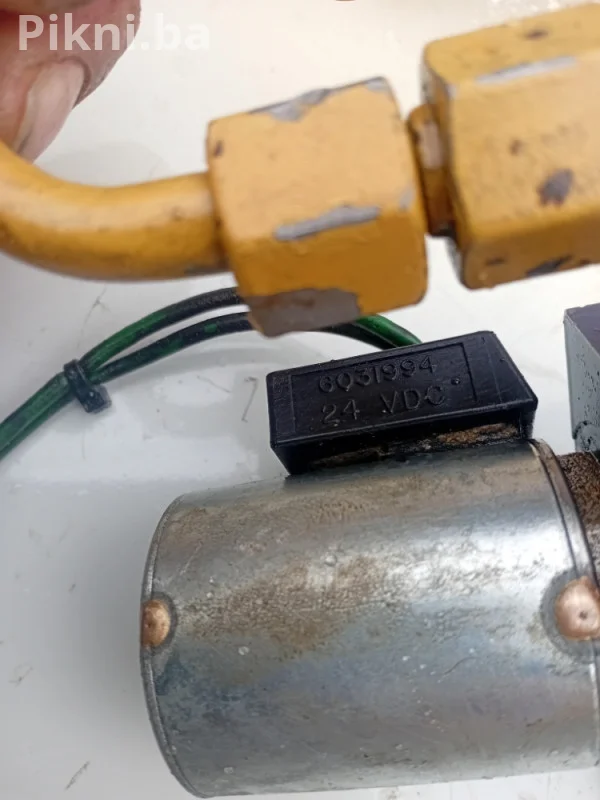 SNIŽENO! | Hidraulični Elektro-Magnetni Ventil 24V DC - 2 Komada