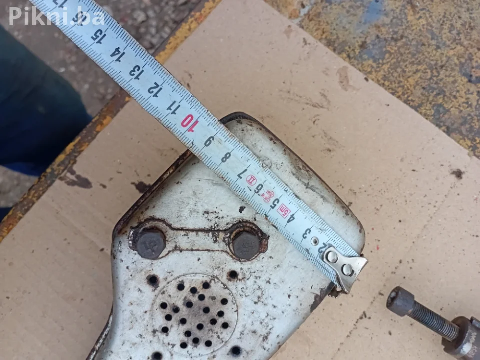 Auspuh kosacice Briggs stratton Tecumsen dijelovi kosilice