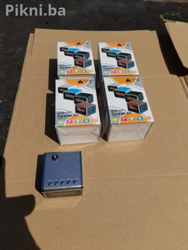 Prienosni mikro USB-AUX-CD zvučnik, mp3 radio fm plejer