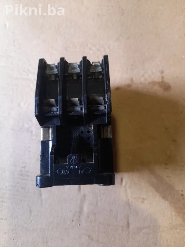 Kontaktor 20A 220v spula sklopke prekidaci