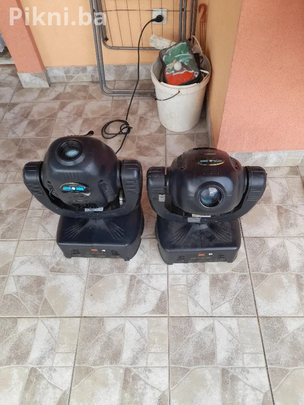 Moving Head SOLO 250 - Rotirajuće glave / Rasvjeta za kafić disko