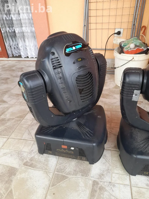 Moving Head SOLO 250 - Rotirajuće glave / Rasvjeta za kafić disko