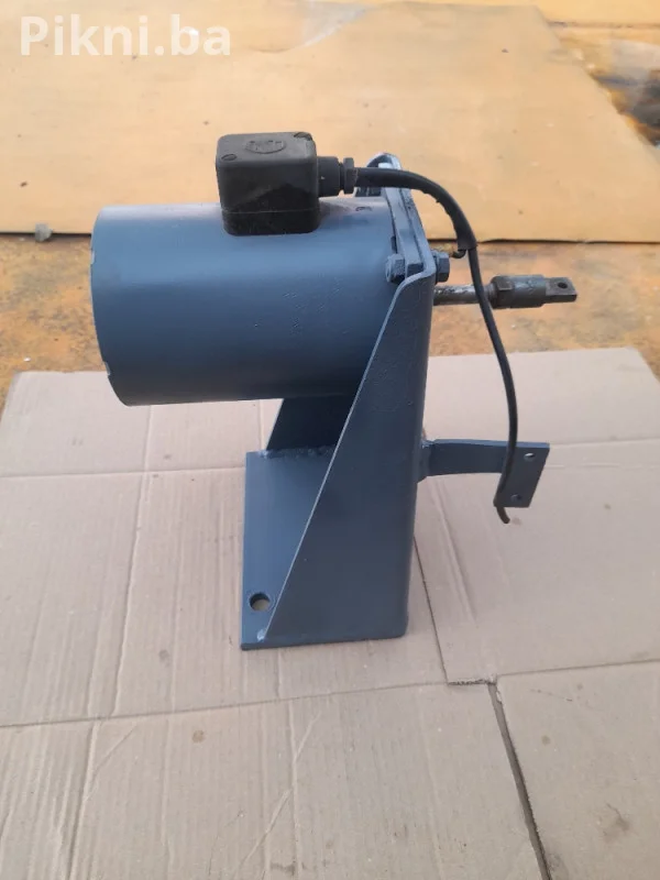 Automatsko dodavanje gasa ISLIKER MAGNETE UGZ 115 24volta