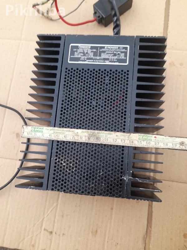 Auto pojačalo PIONEER GM 120 muzika radio ozvucenje
