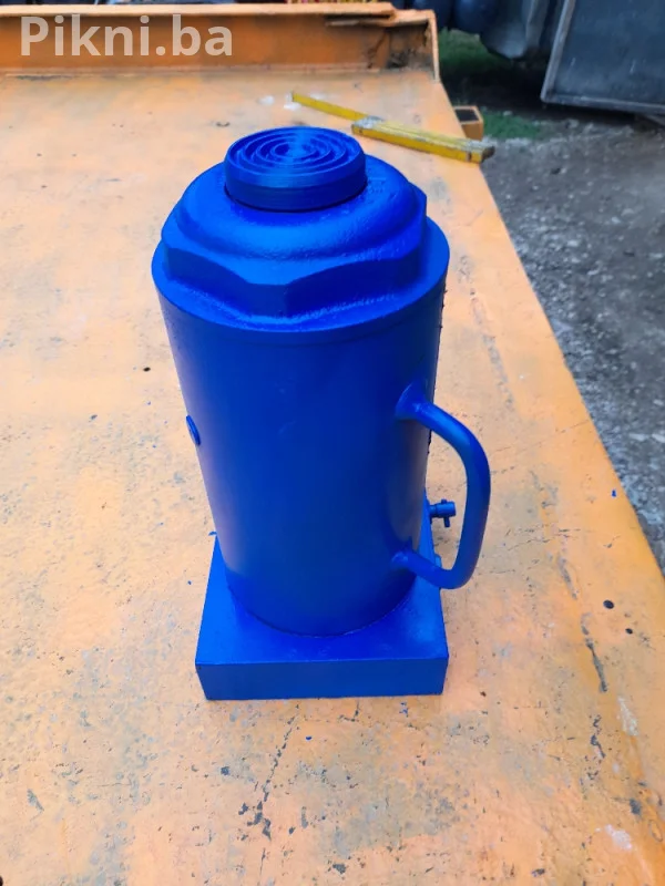 Hidraulicna dizalica 30t dizalice kamion traktor kiper skip