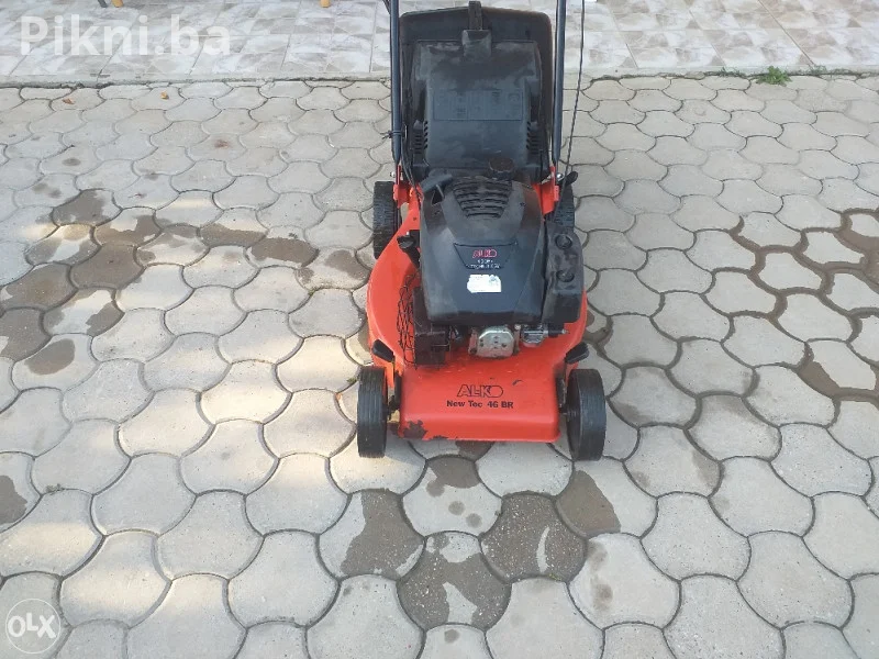 Kosačica AL-KO 46br na benzin sa vucom korpom 4 konja