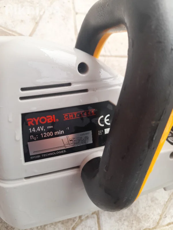 Trimer Ryobi CHT-1445 za ogradu na baterije 14,4v