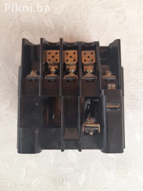 KONTAKTOR Iskra K16 220v sklopke prekidaci