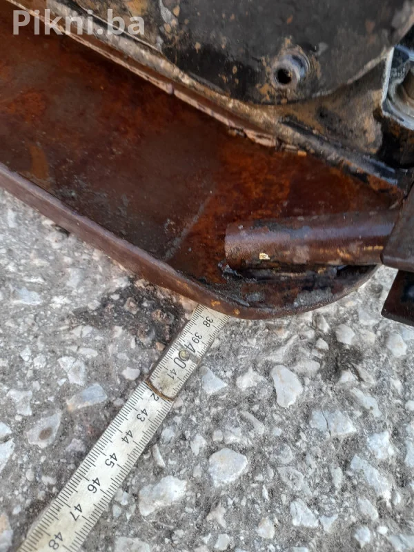 Vibro ploča 65kg žaba (Honda motor) Ispravna i spremna za rad