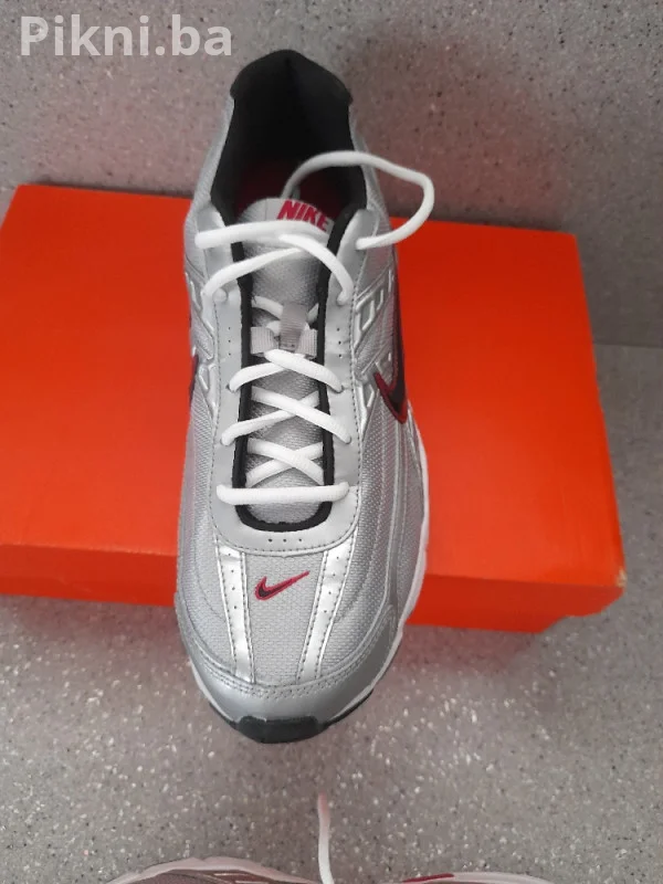 Nove Nike Initiator patike, broj 46, plaćene 110e - Hitno na prod