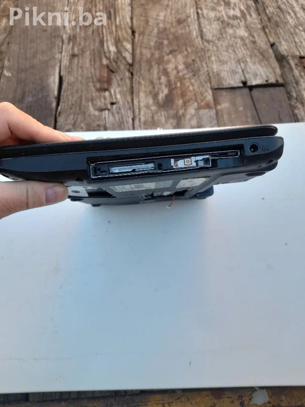 Toshiba Satellite C650-101 (ZA DIJELOVE) - 3GB RAM / 320GB HDD