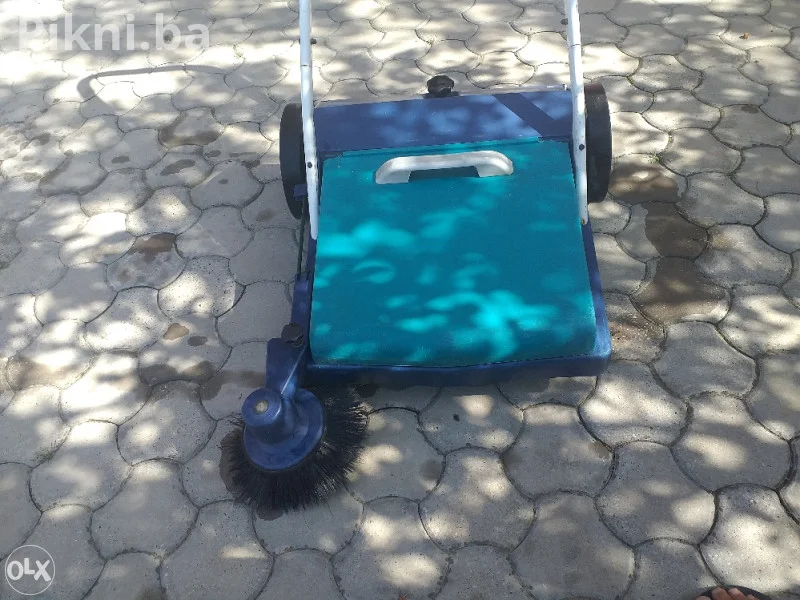 Profesionalna masina za metenje wetrok
