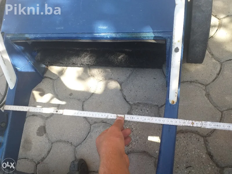 Profesionalna masina za metenje wetrok