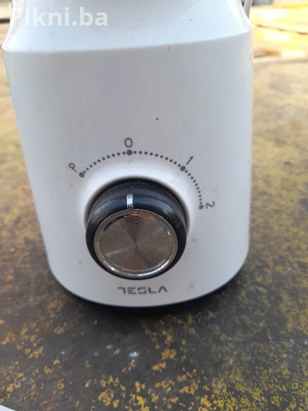 Tesla blender BL201W (500W) / Ispravan motor / Za dijelove