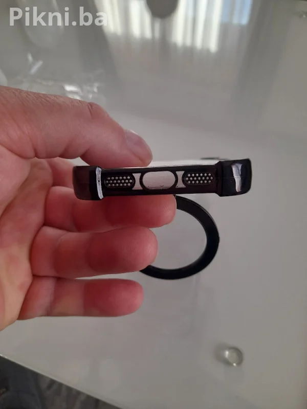Maska za iPhone 17 Pro (Crna mat boja) MagSafe & Skriveni Stala