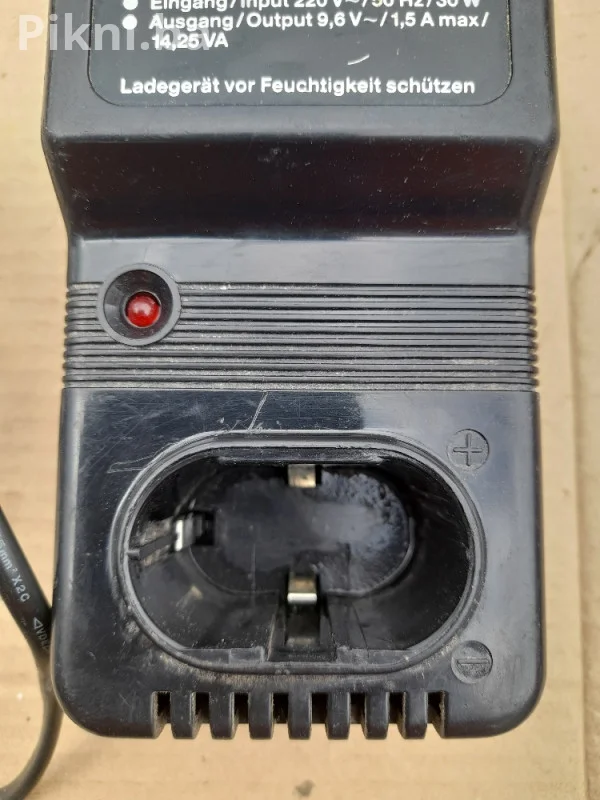 BRZA PRODAJA: Punjač Diana Ladestation D 96 E (9.6V) - Ispravan!