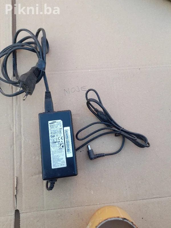 ZA PRODAJU: ORIGINAL SAMSUNG ADAPTER 19V / 3.47A (66W) PUNJAČ