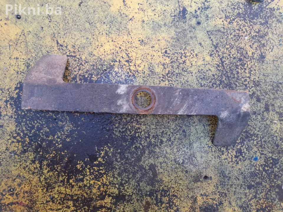 Oglas za Prodaju: Nož / Oštrica za Kosačicu VIKING (cca 40cm Duži