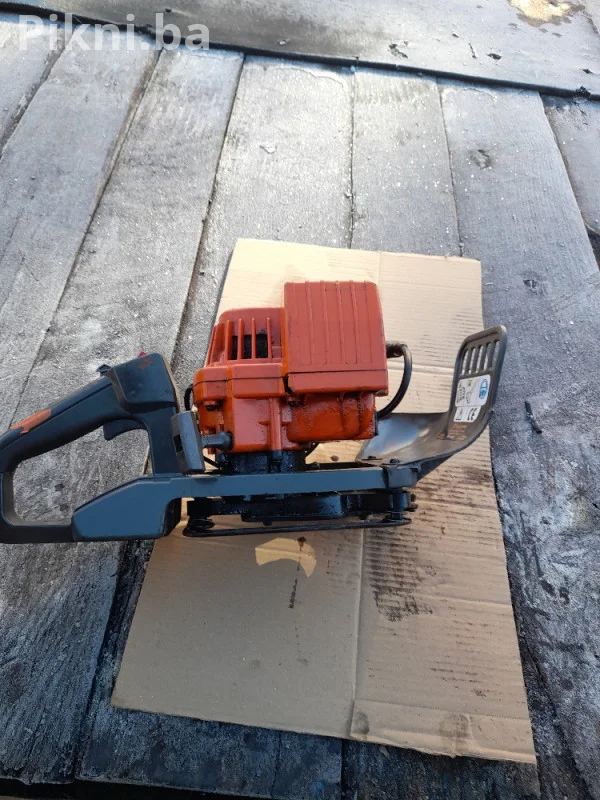Trimer Husqvarna 18H makaze za živicu - ISPRAVAN MOTOR (Uvoz Njem