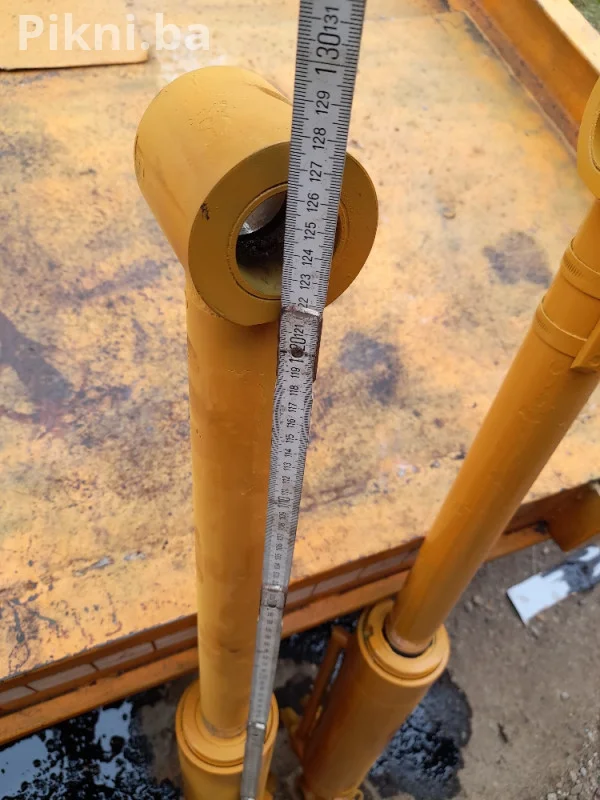 Hidraulicni cilindar klip 128cm bager traktor utovarivac skip