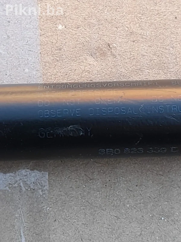 Amortizer / Plinska Opruga Haube (VW, Audi) - OE 3B0 823 359 C