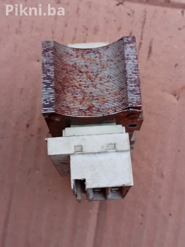 Testiran! Električni Transformator za Aparate (Jezgro 55x57mm)