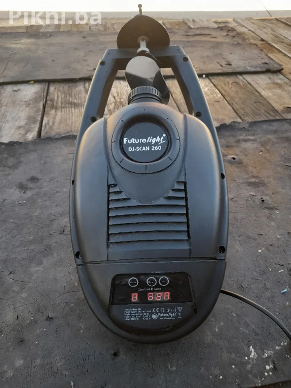PROFESIONALNI DJ SKENER Futurelight DJ-SCAN 260 (DMX - Ispravni M
