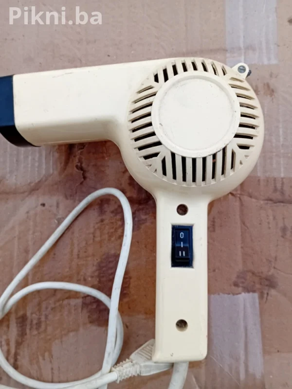RETRO FEN ZA KOSU (Vintage Sušilo za kosu 70-te/80-te)