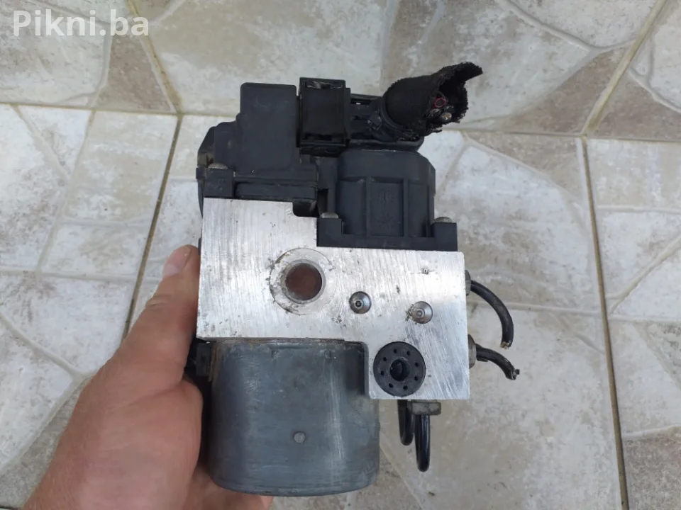 Abs Fiat punto 2 BOSCH Fire A152 upravljačka jedinica