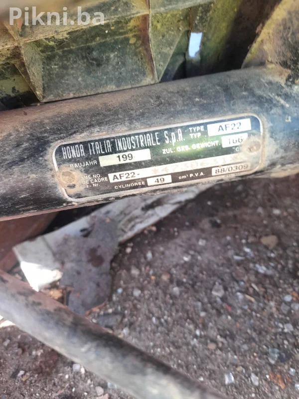 Masina skuter honda AF22 49CM motor dijelovi