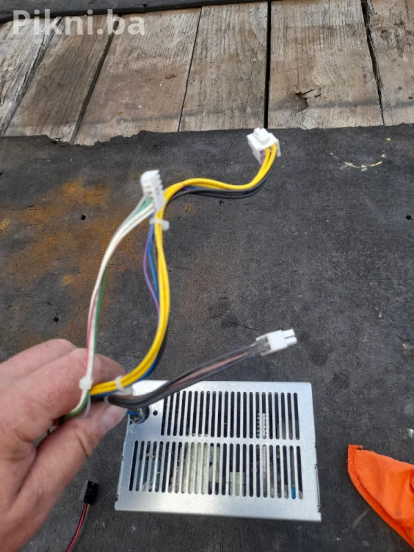 BRZA PRODAJA: HP 320W Napajanje (PS-4321-2HD)